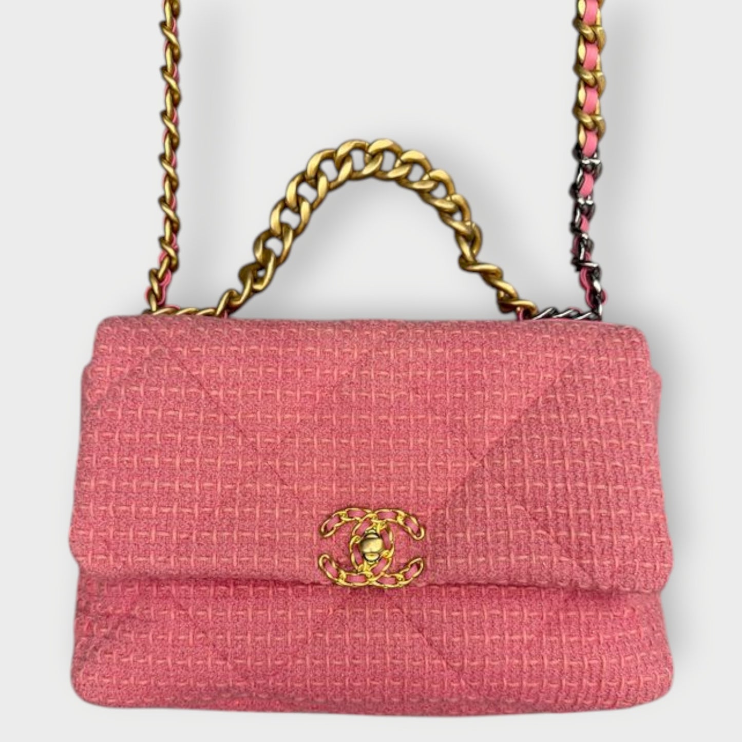 Tweed 19 Gold Chain Flap Bag
