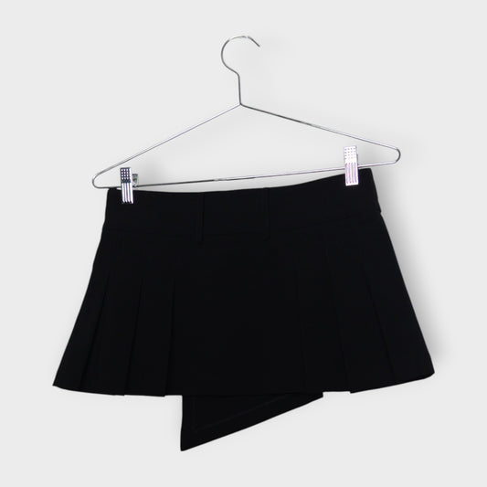 Black Mini B Pleated Mini Skirt