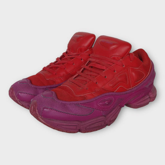 Adidas by Raf Simmons 红色 &amp; 紫色 Ozweego 拼色运动鞋