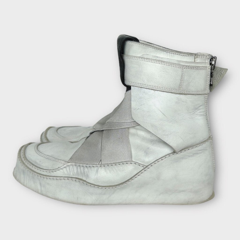 Julius White Distressed Leather Buckle Boot